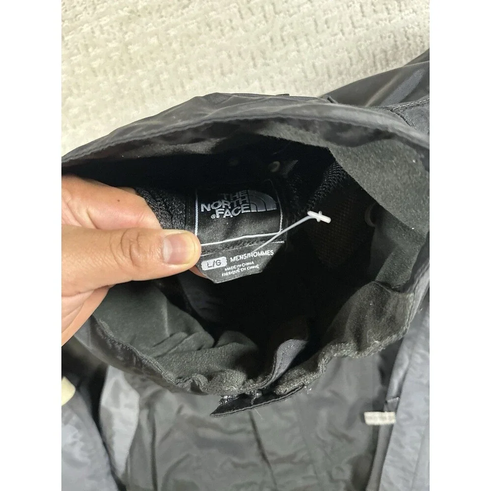 The North Face Hyvent Black And White Jacket Size large Men’s
